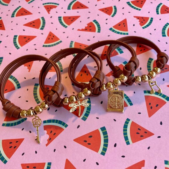 MIni Mystery Box 12 Pz  Handmade Fantasy Jewelry & Keychains - Picture 8 of 8